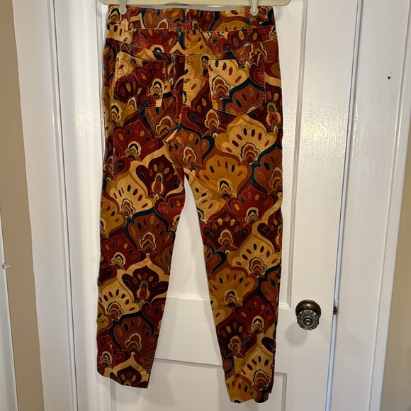 J McLaughlin Women Felicity Velvet Retro Multicolored Printed Pants Size 8 - Picture 4 of 8